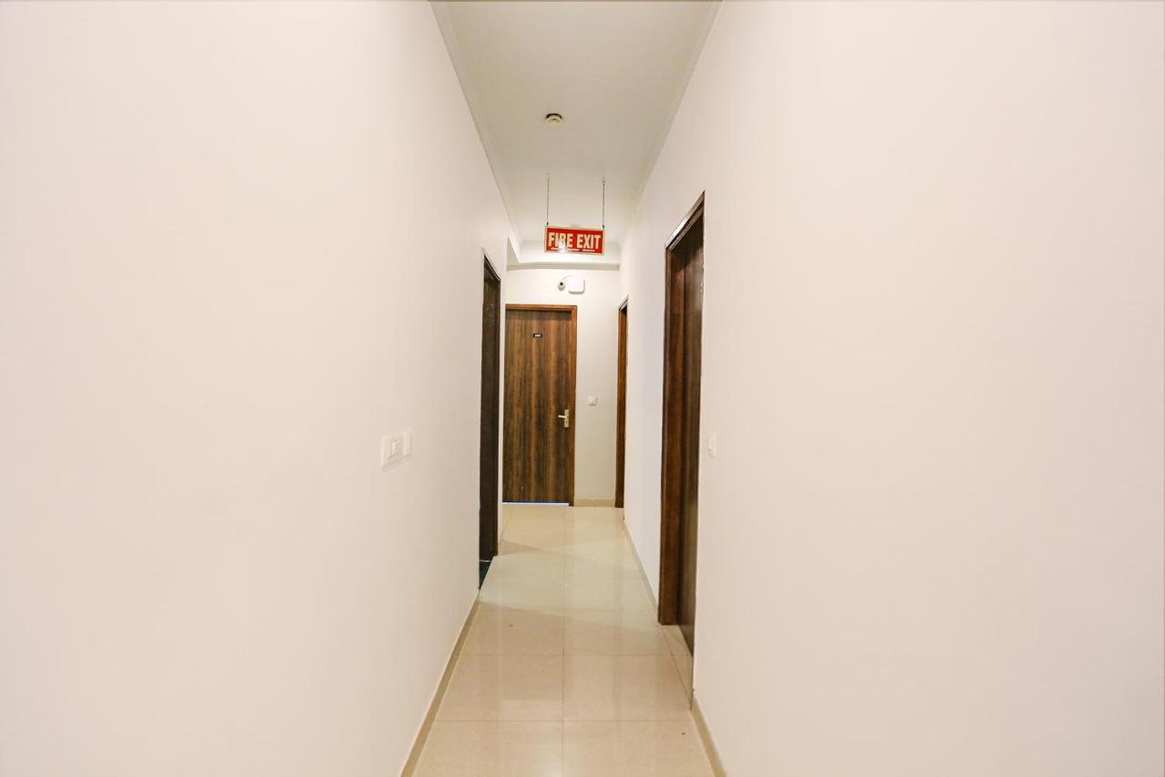 Hotel Novel Suites Neu-Delhi Exterior foto