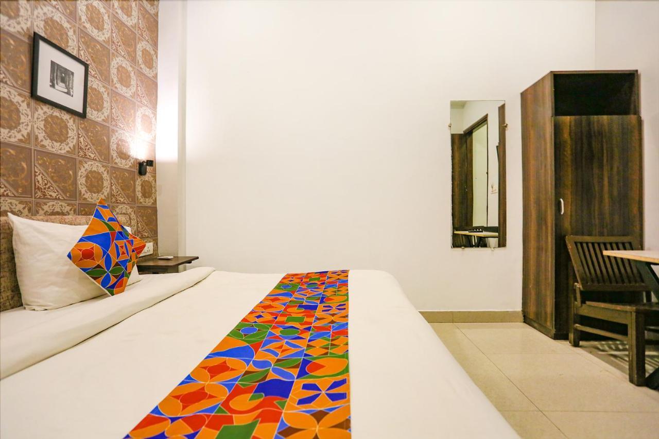 Hotel Novel Suites Neu-Delhi Exterior foto