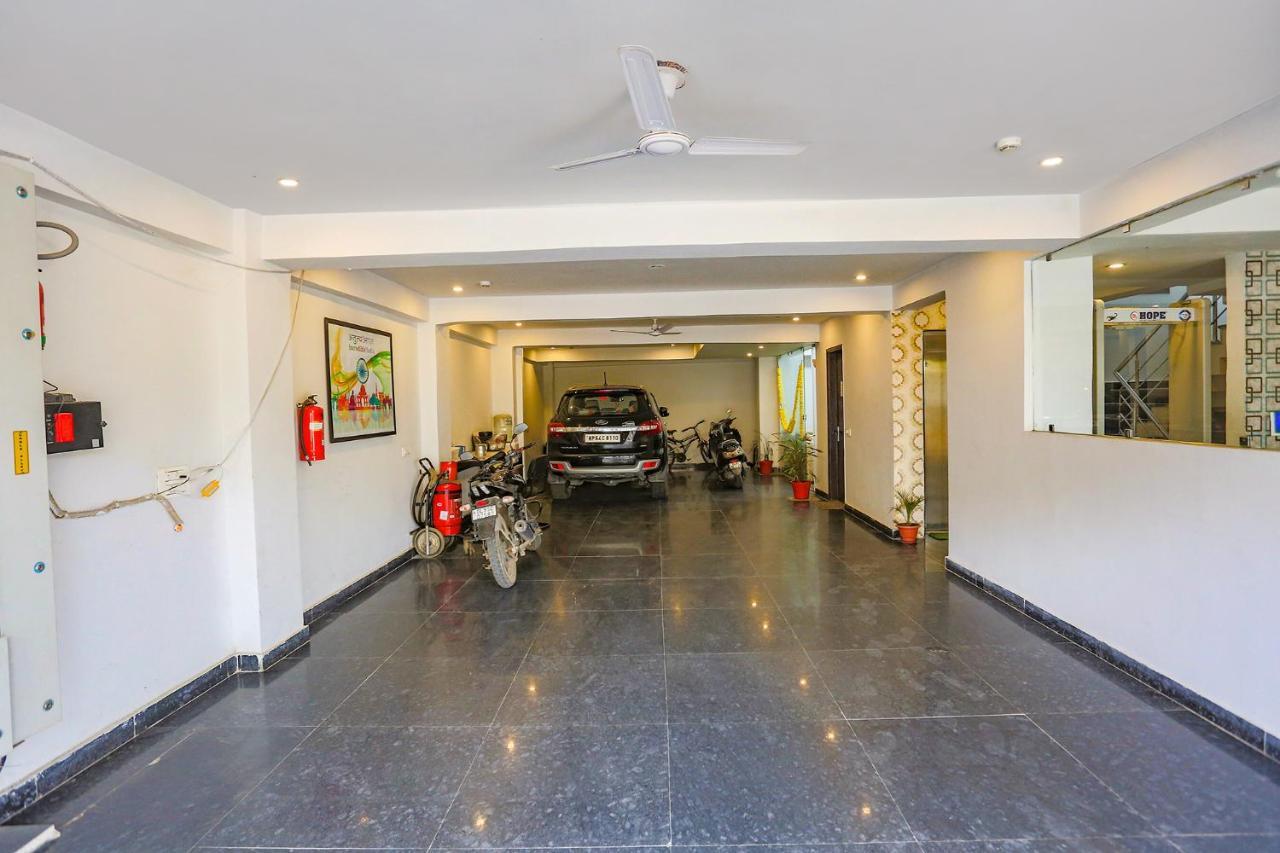 Hotel Novel Suites Neu-Delhi Exterior foto